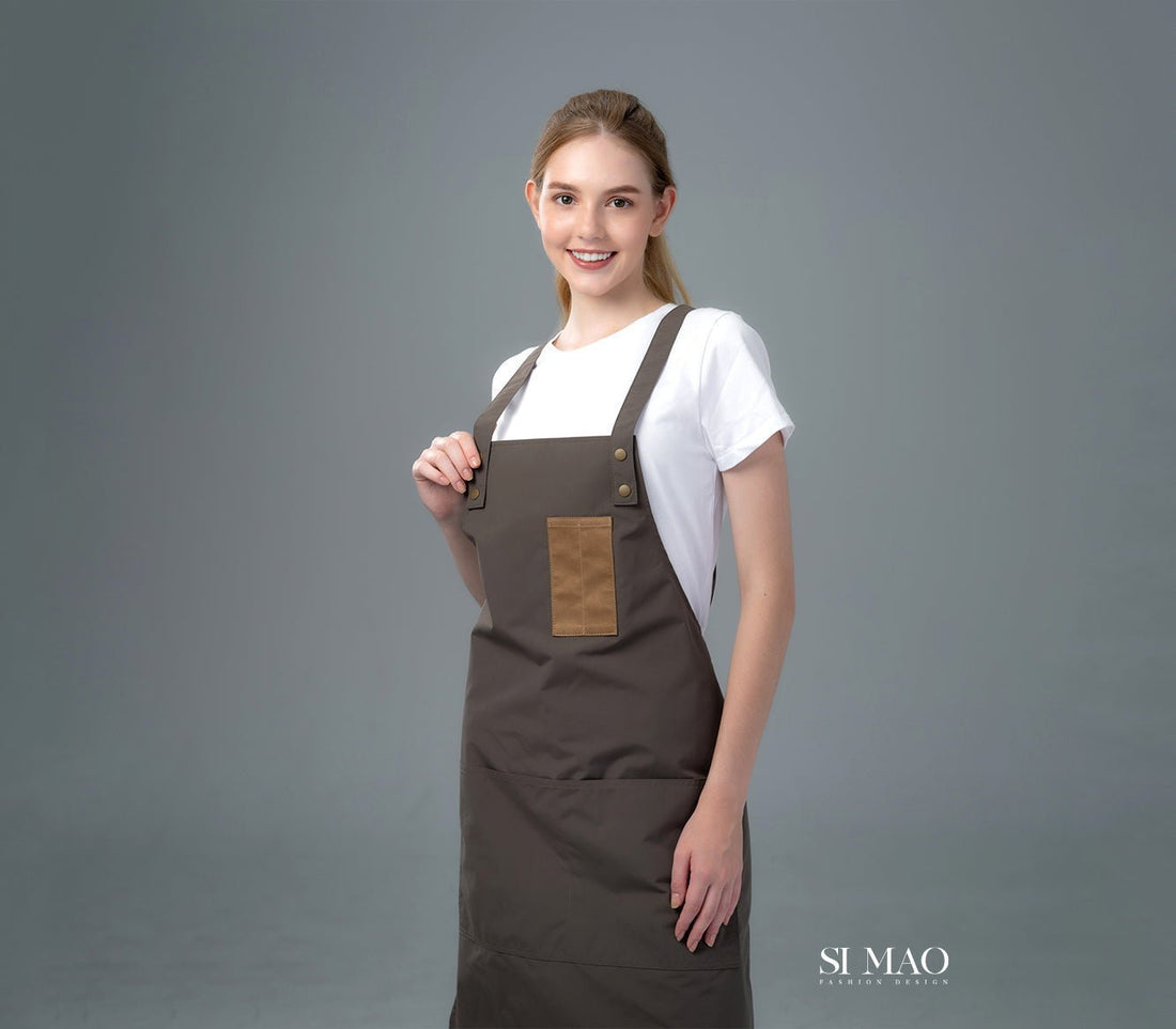 白T褐色圍裙外場服
