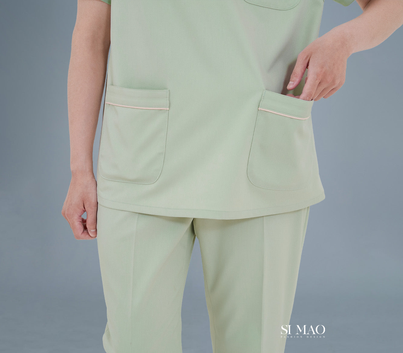 青綠Ｖ領刷手服